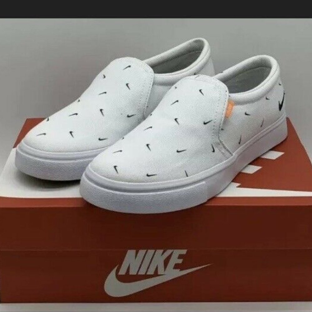 NEW Nike Court Royale AC Slip-On Casual Sneaker - Picture 4 of 13